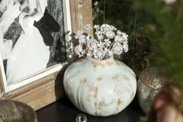 Kytice 25 stříbrných květin se svatební fotkou, dárek ke stříbrné svatbě