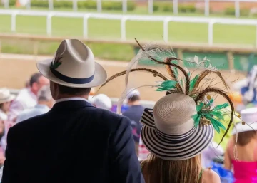 Muž a žena v Royal Ascot