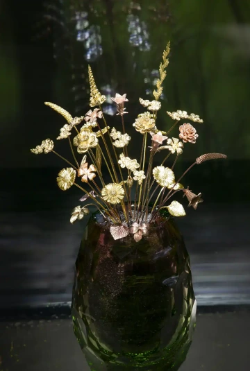 GIYOU kytice 30 zlatých květin ve váze, dárek pro ženu k 30 narozeninám