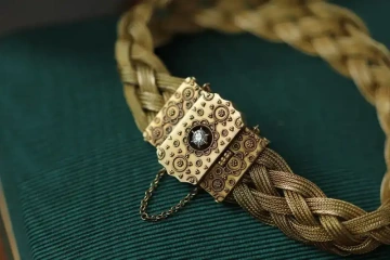 Gold antique jewelry