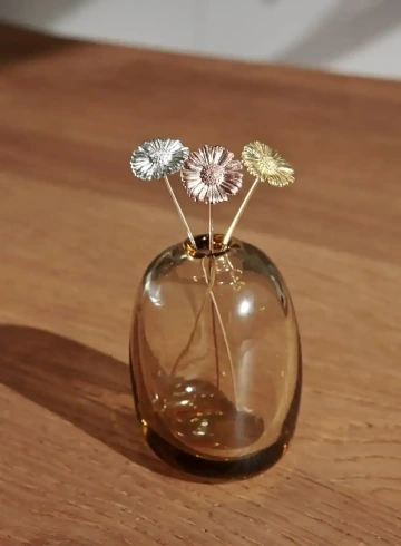 Skleněná japonská váza Sugahara