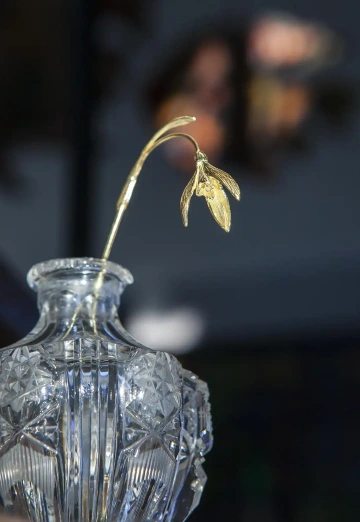 Sněženka ze zlata ze šperkařství v Praze, GIYOU 2022